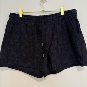 Navy Camo Athleta Farallon Shorts